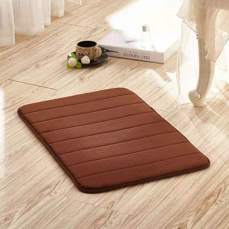 Non slip absorbent bath mat in brown color with memory foam cushioning and soft coral velvet surface (Color: Brown)