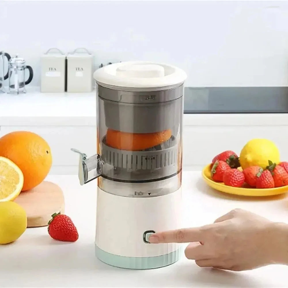 Portable blender and juicer with USB C charging for smoothies shakes and fresh drinks product shot